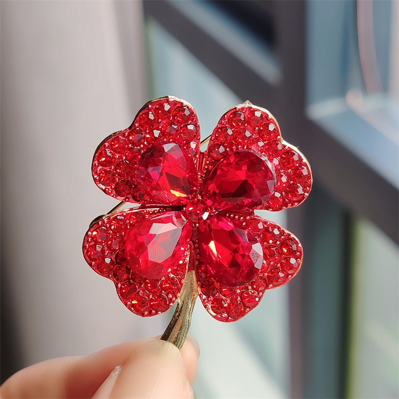 미니멀리스트 라인석 네잎 클로버 브로치, 그린 및 레드 - Red Clover Flower 리뷰 및 가격