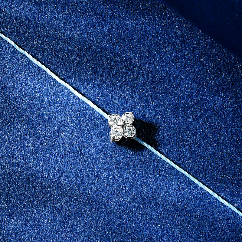 Anziw 2.5mm 클로버 플라워 모이사나이트 팔찌  - Red Clover Flower 리뷰 및 가격